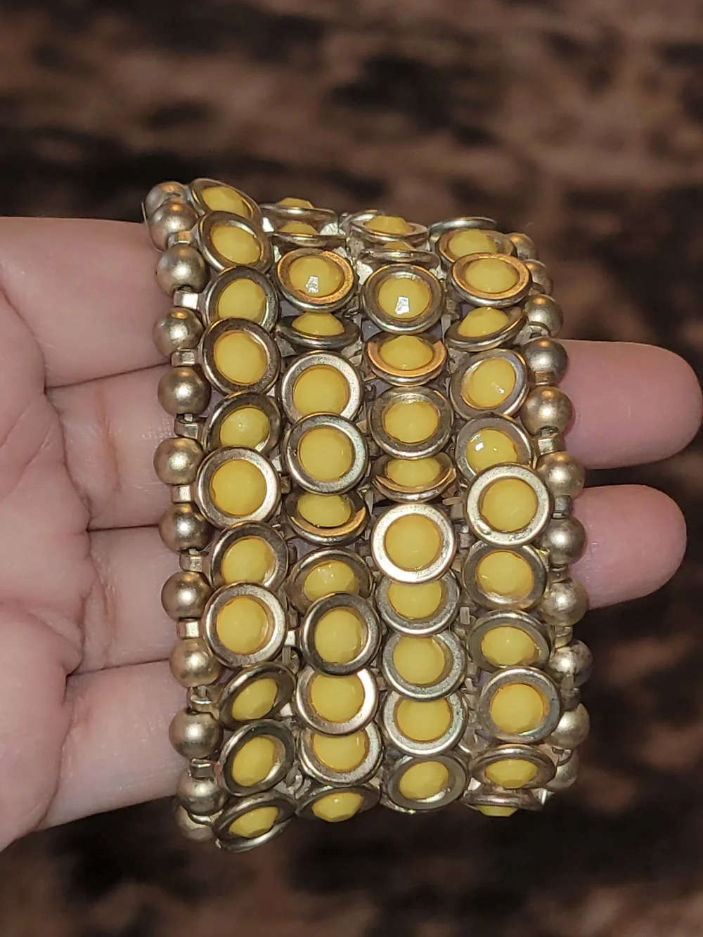 Vintage Gold Tone Yellow Enamel Wide Stretch Bracelet 7" Statement Cuff Boho - Picture 7 of 9
